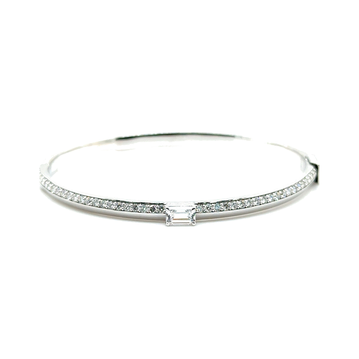 Diamond Solitaire Knife Edge Bangle